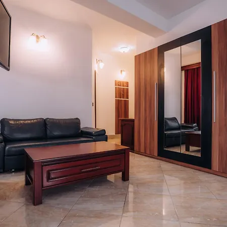 Lihnidos Square Villa